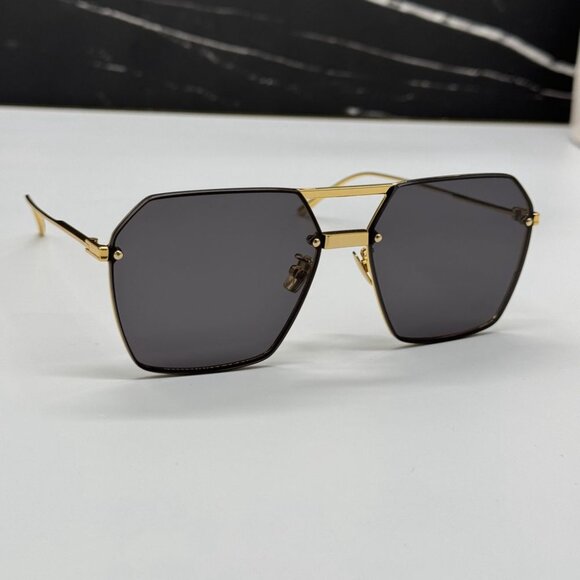 NEW BV1045S 001 BOTTEGA VENETA GOLD/GREY WOMEN BOTTEGA VENETA SUNGLASSES main image 4